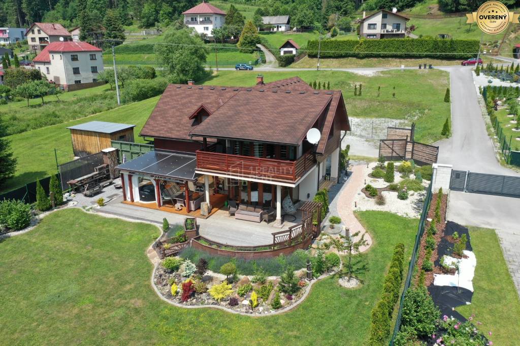 Predaj Rodinný dom Rodinný dom-Predaj-Čadca-380000.00 €