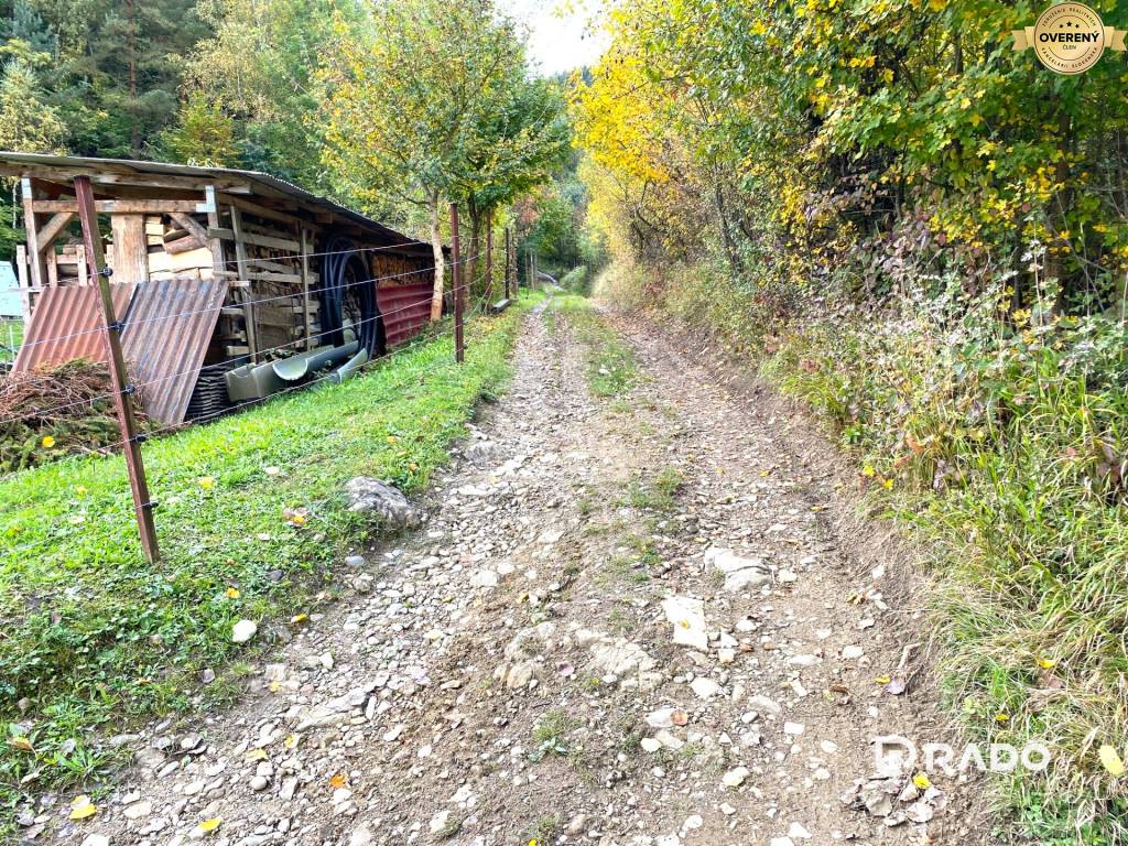 RADO | Na predaj rekreačný lesný pozemok - Brvnište.