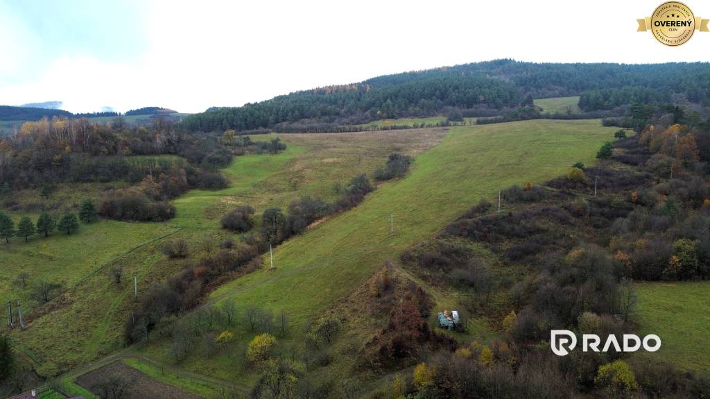 RADO | Obrovský slnečný pozemok v malebnom prostredí obce Zubák!