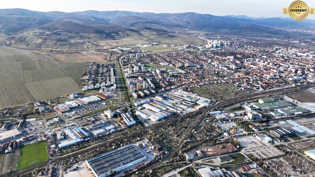 Predaj exkluzívny areál s 2 budovami v super lokalite PEZINOK