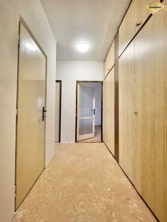 Na predaj 3 izb byt 71 m2 s terasou 8 m2 na Hlinách VII v Žiline