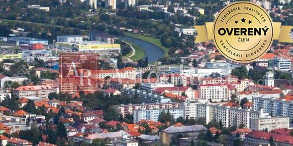 Predaj: 4 izb. byt s pozemkom v rodinnom dvojdome - obec Pata