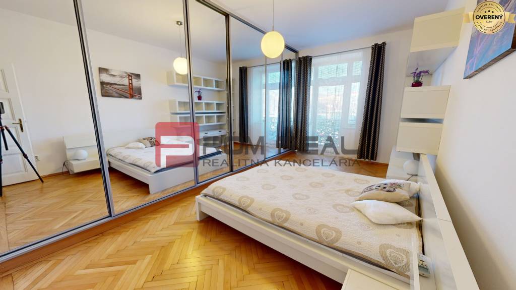 REZERVOVANÉ Na PREDAJ 1,5 izbový byt s loggiou v Bratislave blízko cen