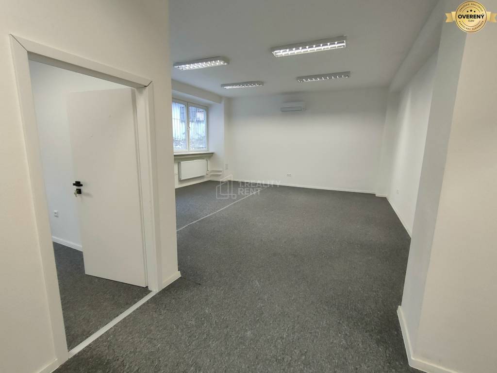 Iný-Prenájom-Bátovce-740.00 €