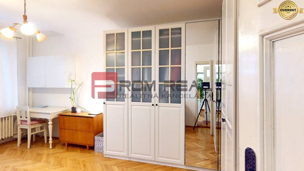 EXKLUZÍVNE - krásne prerobený 3 izbový byt v Dubnici nad Váhom, 80 m2