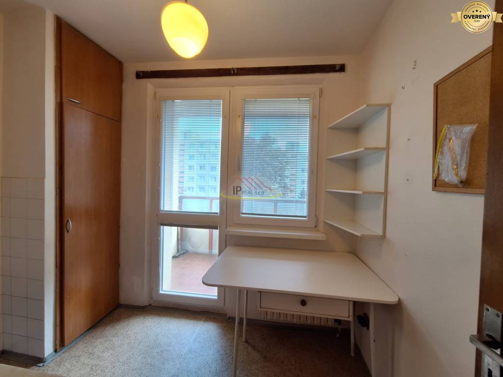 Rezervované - 2 izbový byt s balkónom na Veternicovej ulici