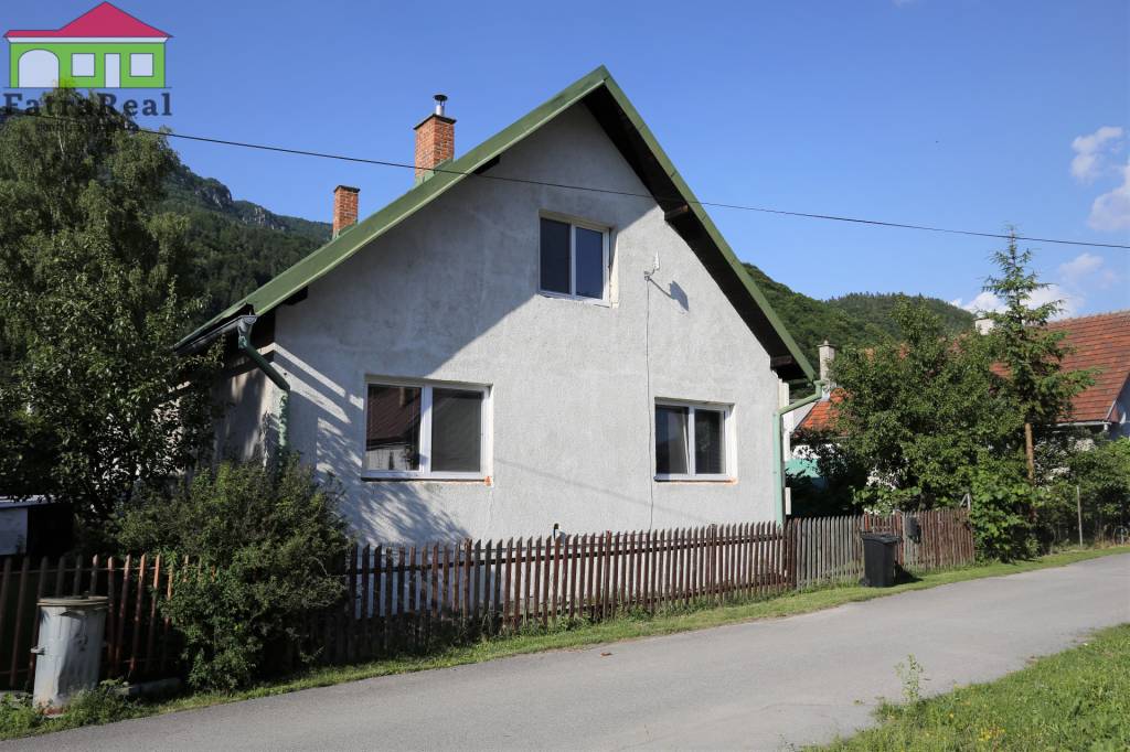 Rodinný dom-Predaj-Stankovany-167500.00 €