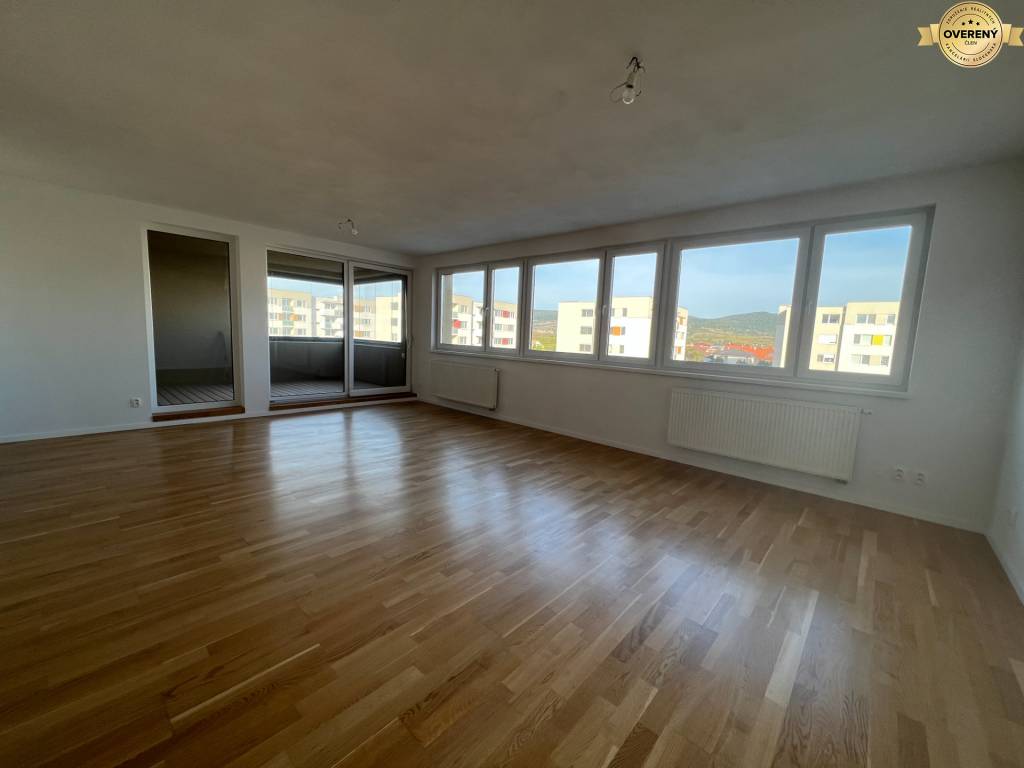 NA Predaj 4 izbový byt v projekte VINICE Pezinok 150m2