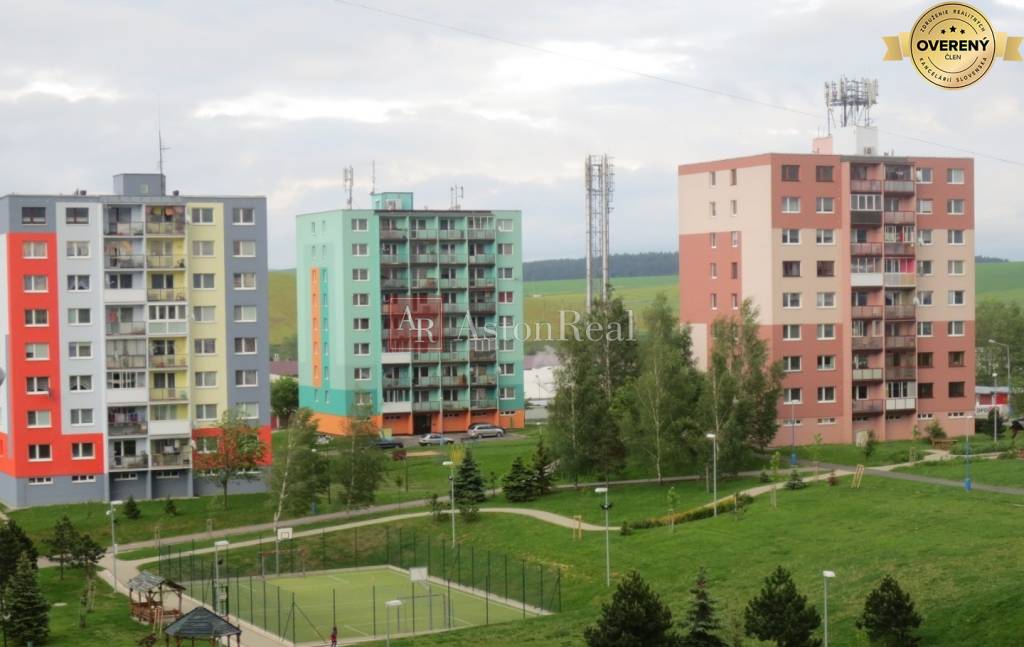 KÚPIM 2-IZBOVÝ BYT S BALKÓNOM V POPRADE