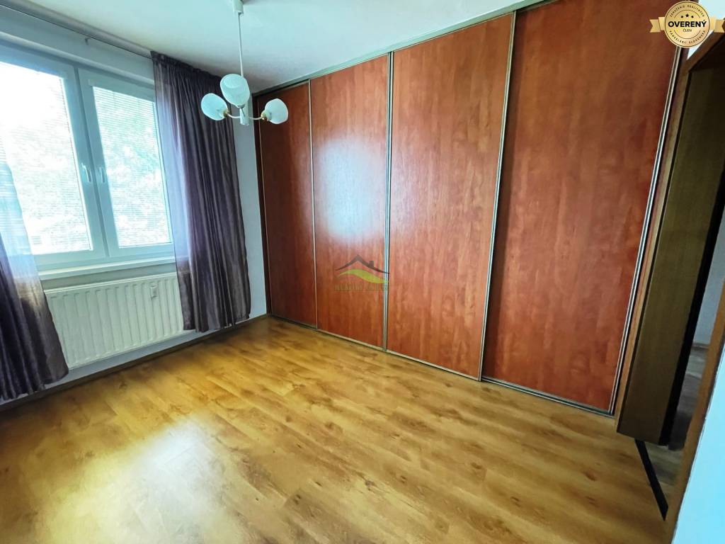 Slnečný 3 izbový byt na sídlisku Východ -  ul. Kyjevská