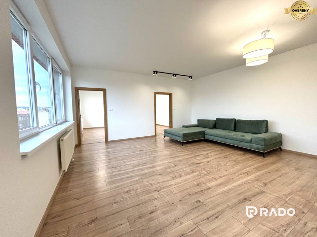 RADO | Na predaj 3 izb. byt, 86 m², Trenčín, ul. Zlatovská