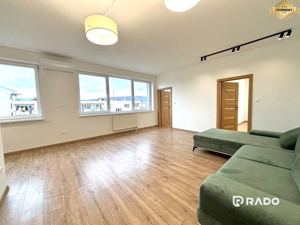 RADO | Na predaj 3 izb. byt, 86 m², Trenčín, ul. Zlatovská