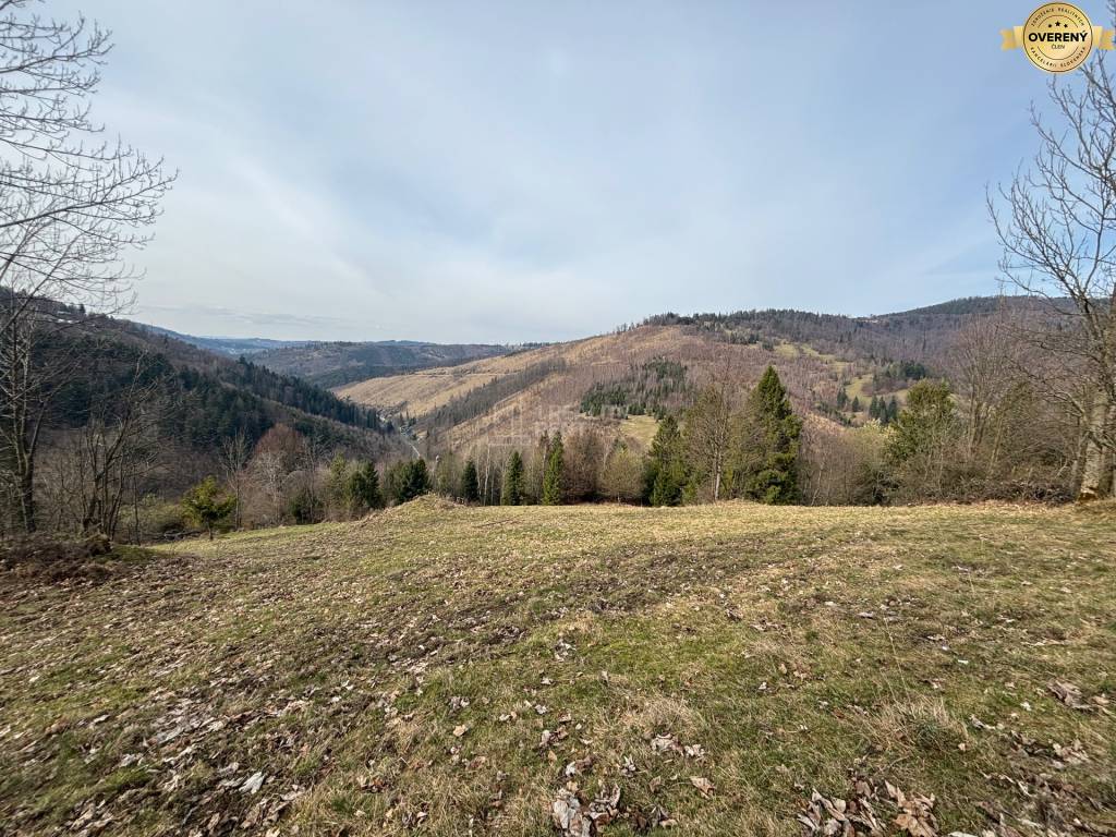 Predaj úžasného pozemku s prekrásnym výhľadom v Oščadnici