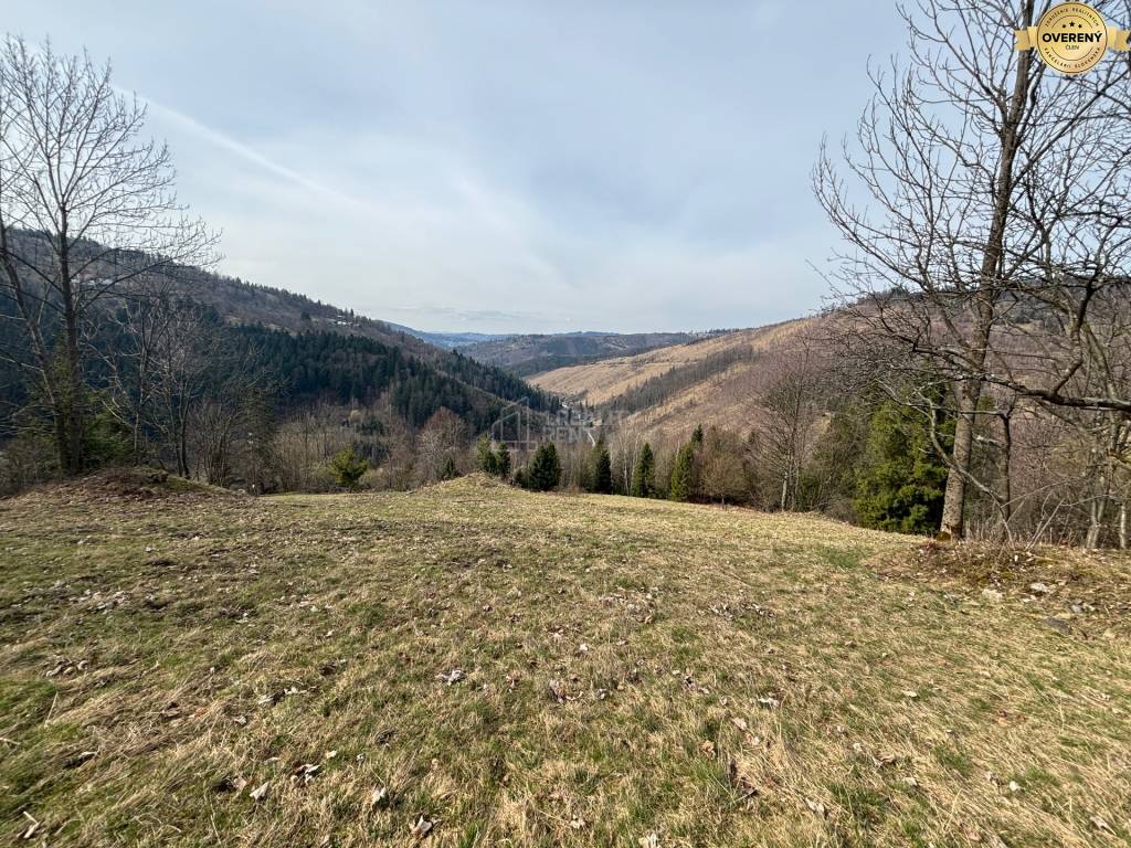 Predaj úžasného pozemku s prekrásnym výhľadom v Oščadnici