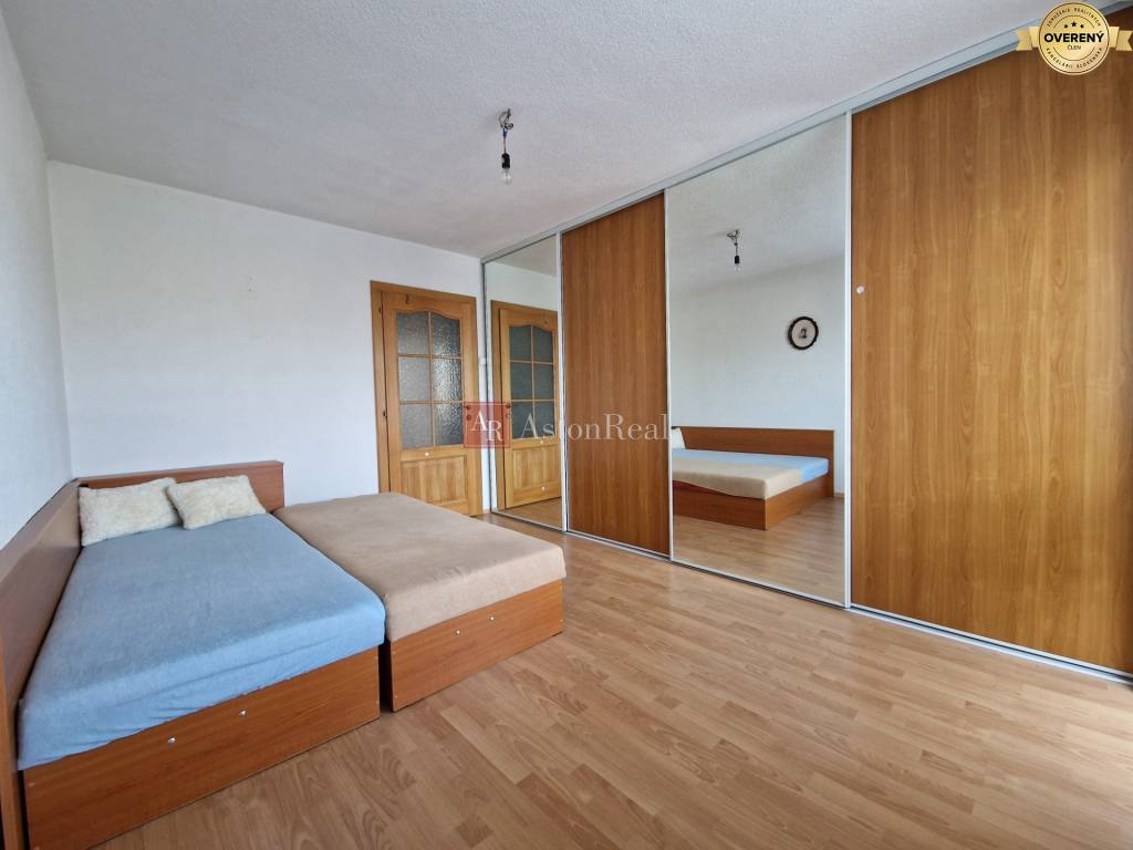 AstonReal: PRENAJATÉ 2 izbový byt s balkónom, Kežmarok - Gen. Štefánik