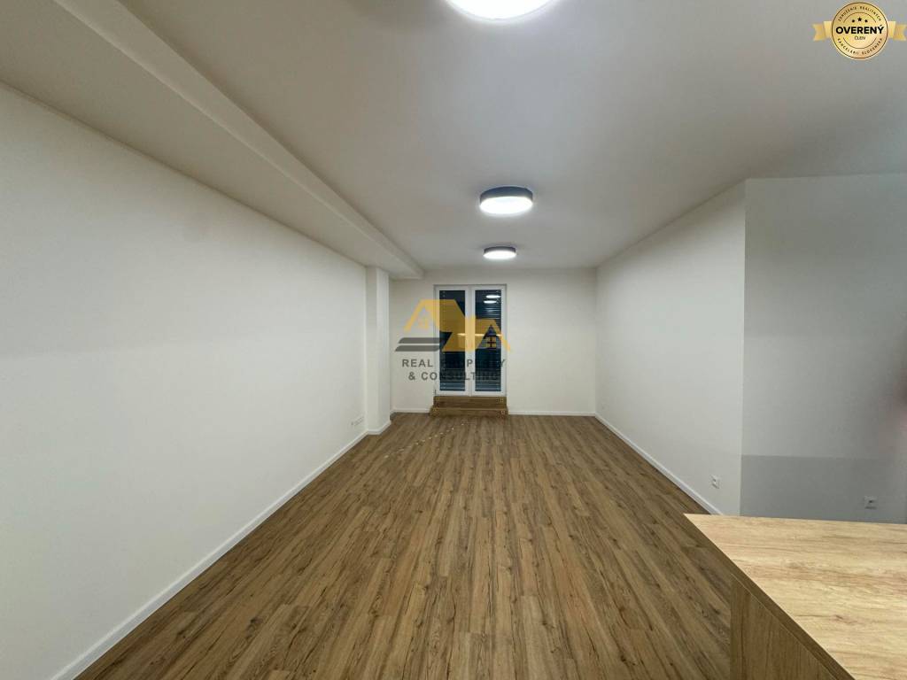 Prenajmem modernú 3 izbovú novostavbu s terasou v Nových Zámkoch