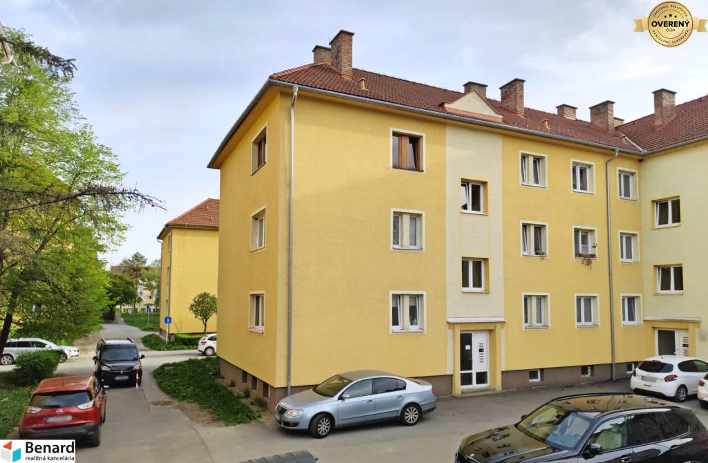 PREDANÝ 2 IZBOVÝ TEHLOVÝ BYT S BALKÓNOM, 51 m2, F. KRÁĽA PREŠOV