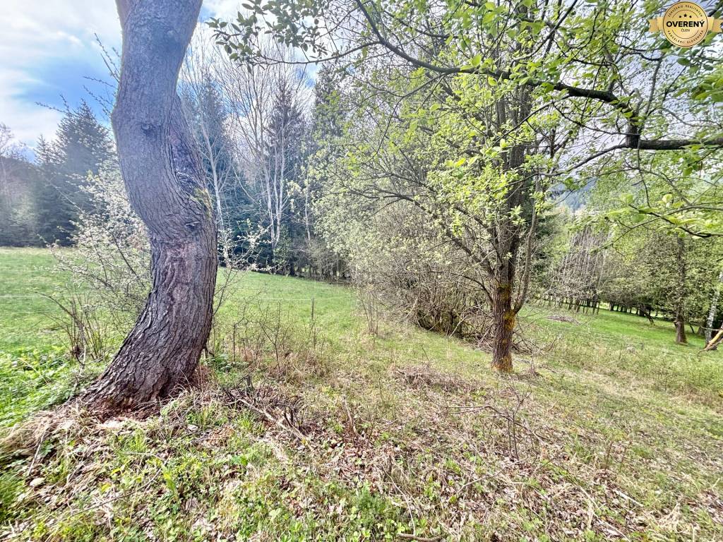 Predaj krásneho pozemku  v jedinečnej prírode v obci Korňa