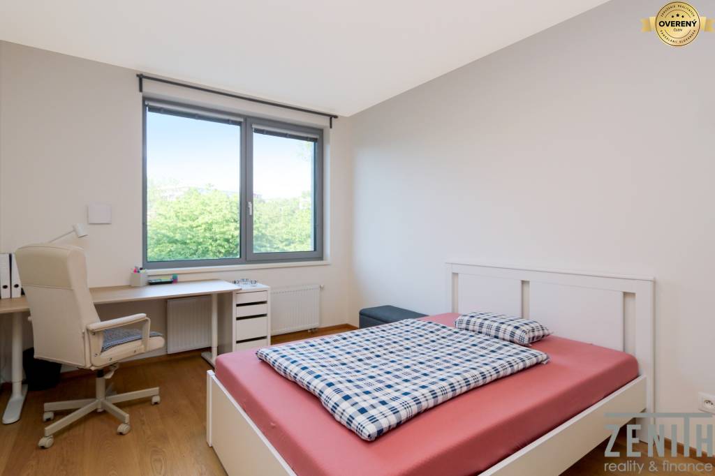Luxusný 4-izb.byt na prenájom s výhľadom na Dunaj- Karloveské rameno 