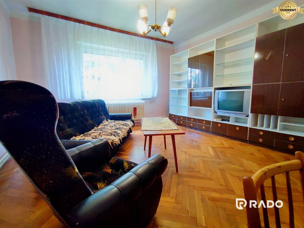 RADO I Exkluzívne Očarujúci 4i rodinný dom v obci Veľká