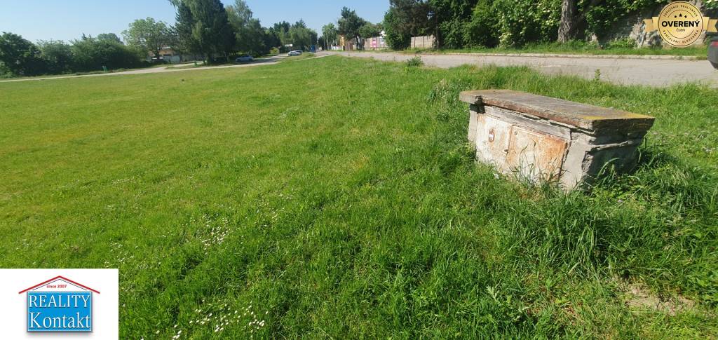 Na predaj investičný pozemok v Nových Zámkoch 4058 m2 v intraviláne