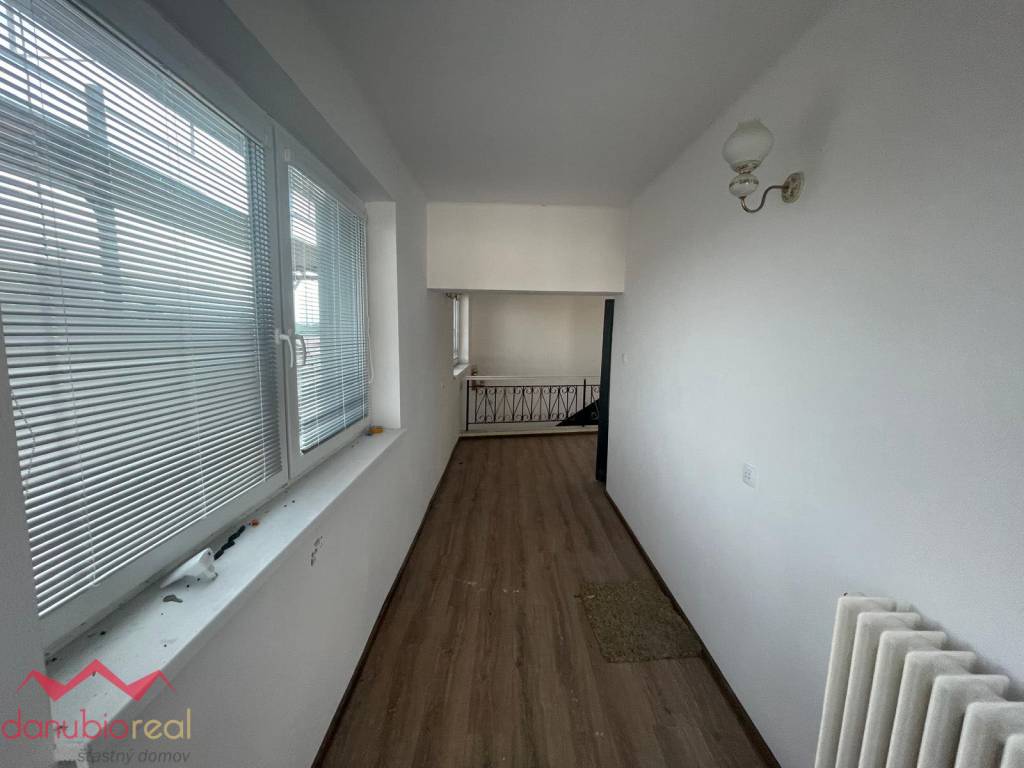 Prenájom veľkého 2-izbového bytu, Veľké Kosihy