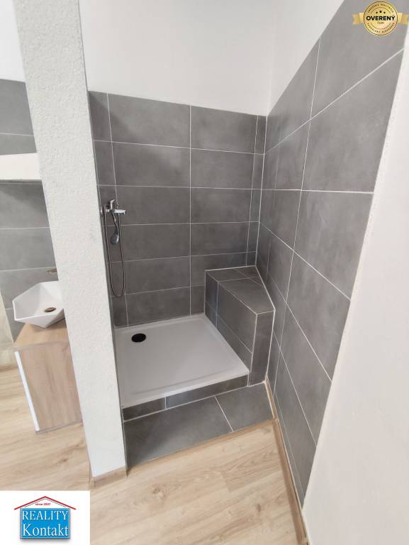 Ponúkame na prenájom obchodný priestor v Nových Zámkoch