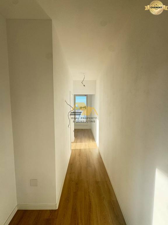 Predám moderný penthouse s veľkými terasami v Nových Zámkoch