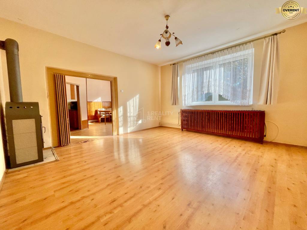 Na predaj Rodinný dom s pozemkom  612m2 v Rosine pri Žiline