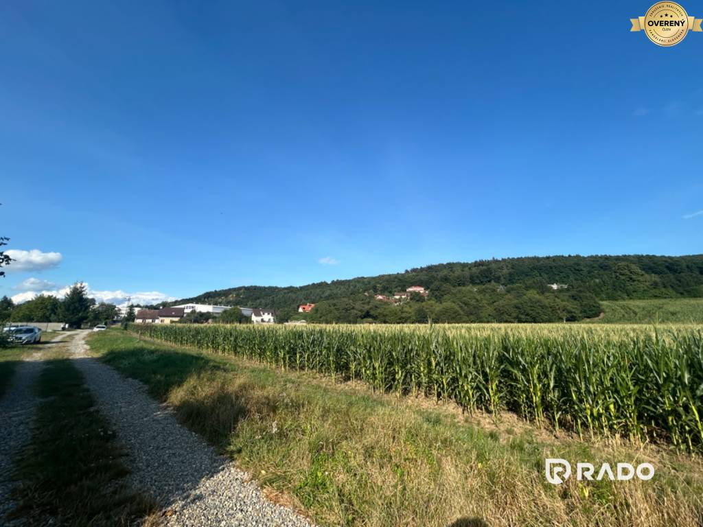 RADO | Stavebný pozemok 1145m2, Trenčianska Teplá - Dobrá