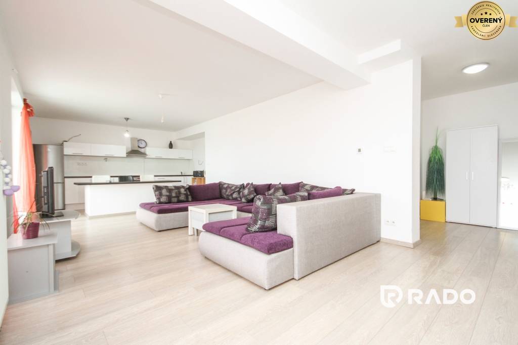 RADO | 4i byt, 111m2 + balkón, ul. Hviezdoslavova, Trenčín - centrum