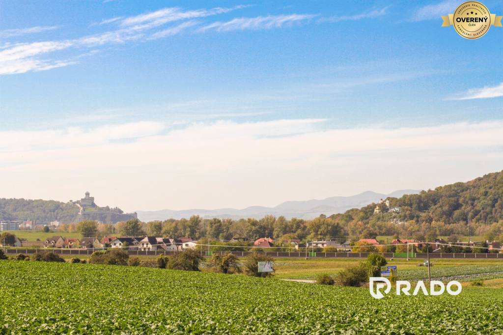 RADO | Stavebný pozemok 1990m2 priamo v Trenčíne