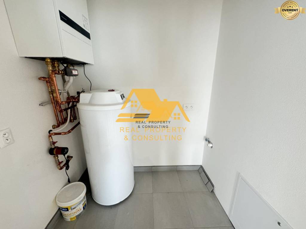 Predám novostavbu rodinného domu v Nesvadoch