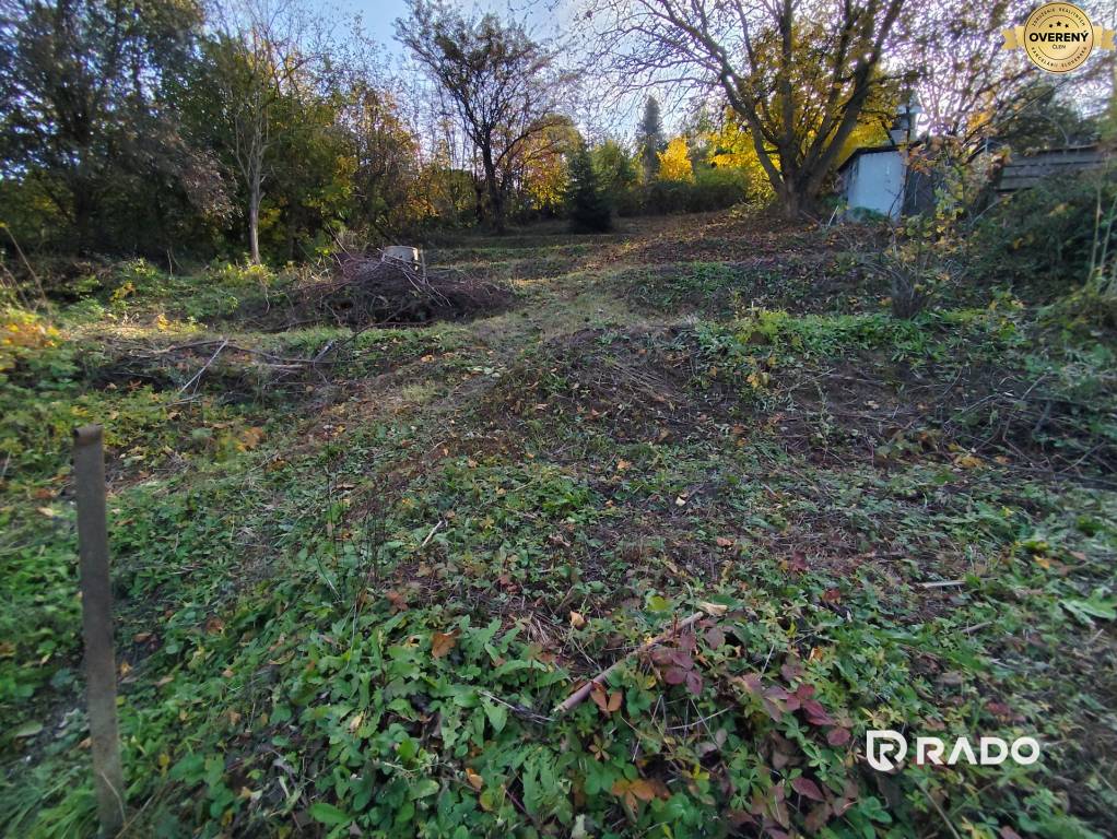 RADO | Na predaj pozemok v záhradkárskej oblasti Chrásť, Trenčín – Juh