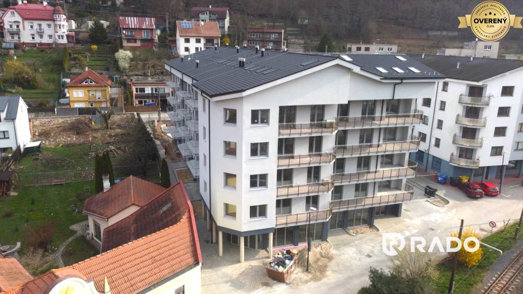 RADO | Čerstvo skolaudovaný, 2-izbový byt + parking v T. Tepliciach!