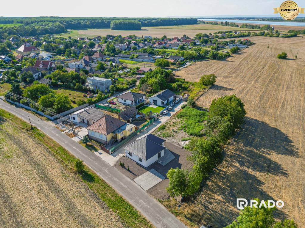 RADO | IBA U NÁS!! INVESTIČNÝ POZEMOK na stavbu domov 1058 m2, Bodíky