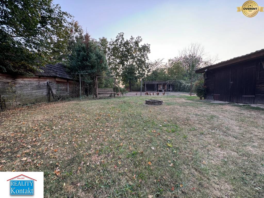 Predáme veľký 5 izb. rodinný dom-Podhájska