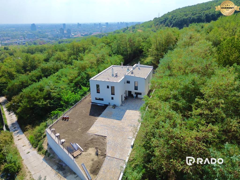 REZERVOVANÉ | 3,5-izbový byt 85m2 + záhrada - NOVOSTAVBA | Vinohrady