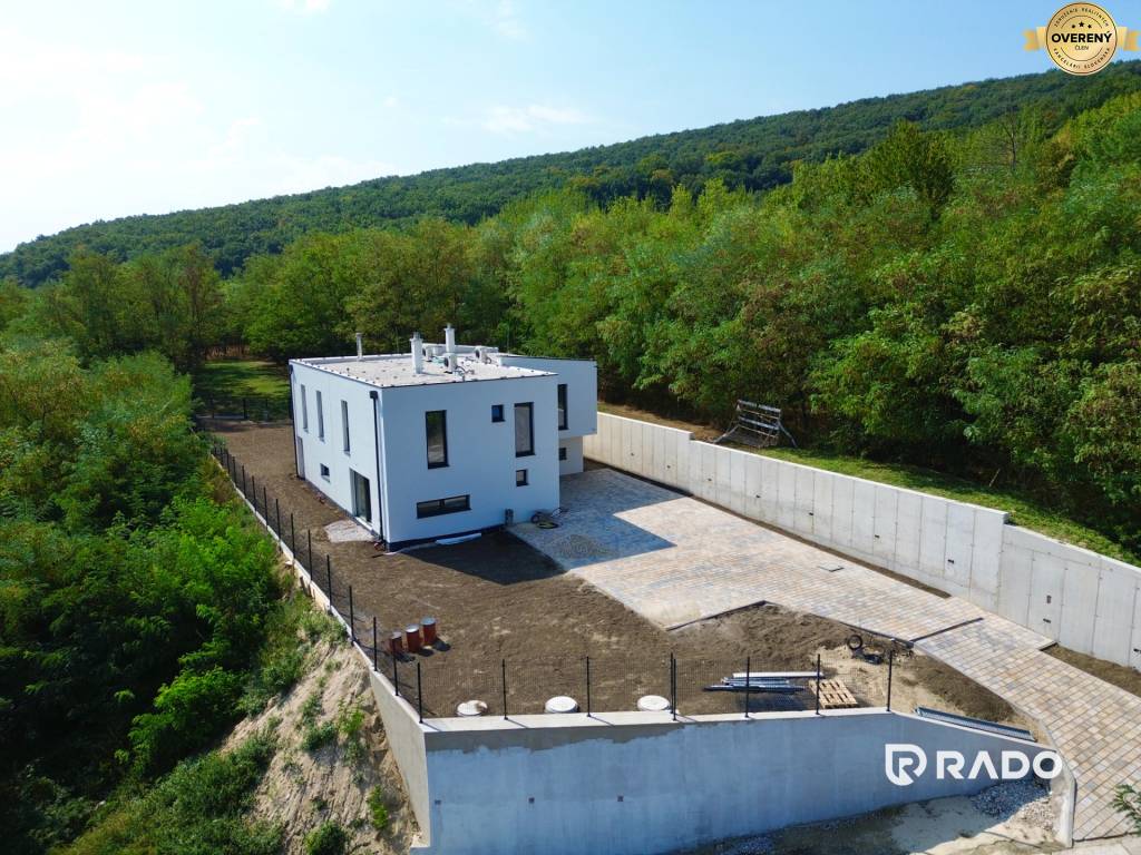 REZERVOVANÉ | 3,5-izbový byt 85m2 + záhrada - NOVOSTAVBA | Vinohrady