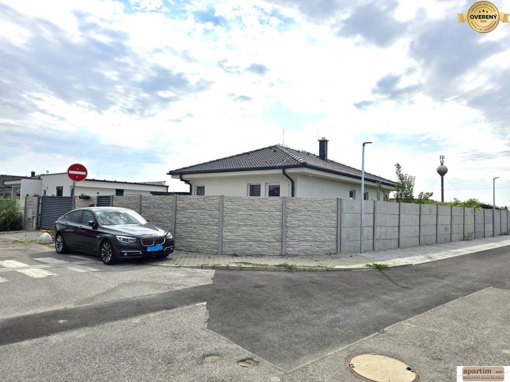 Rodinný dom-Predaj-Tomášov-326000.00 €