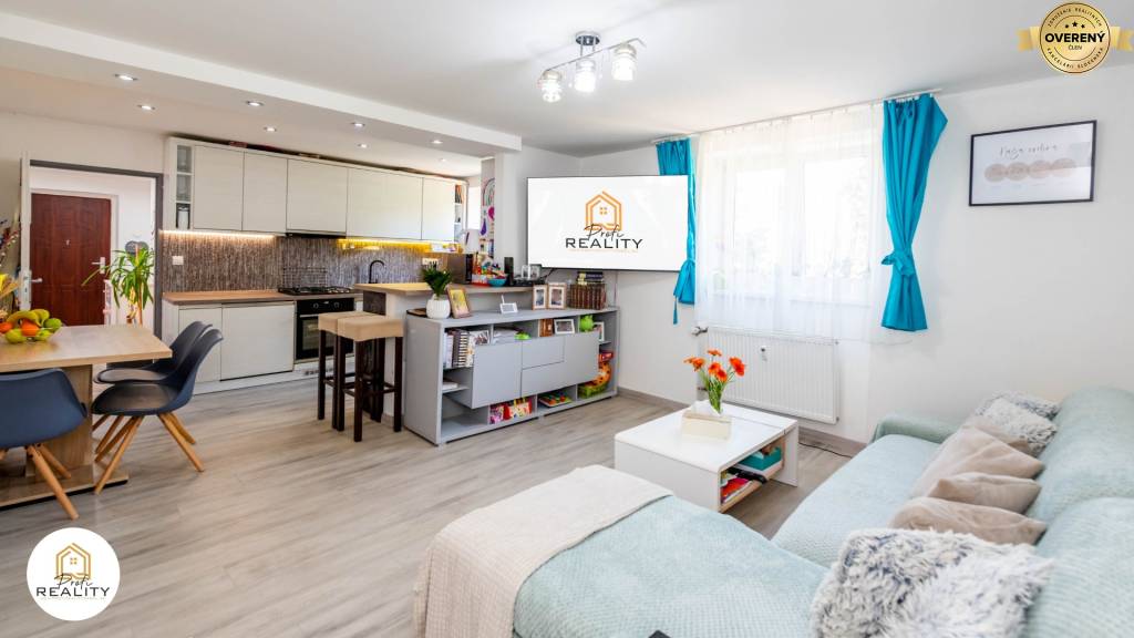  Moderný, kompletne zrekonštruovaný 3i byt Vranov