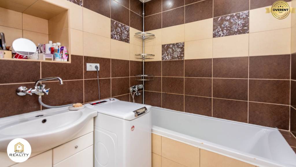  Moderný, kompletne zrekonštruovaný 3i byt Vranov