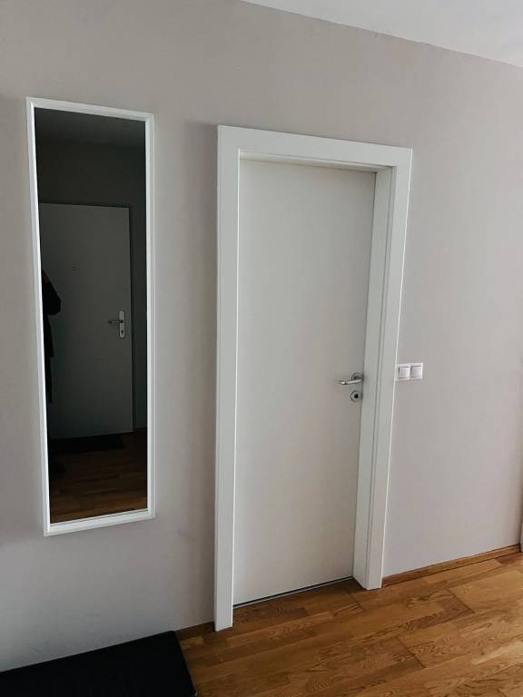 NA PRENÁJOM BYT V STAROM MESTE OPROTI TWIN CITY A SKYPARK V BA!