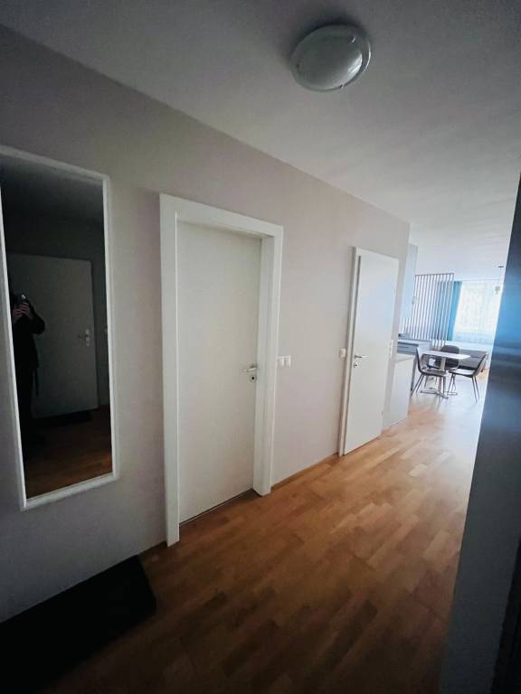 NA PRENÁJOM BYT V STAROM MESTE OPROTI TWIN CITY A SKYPARK V BA!
