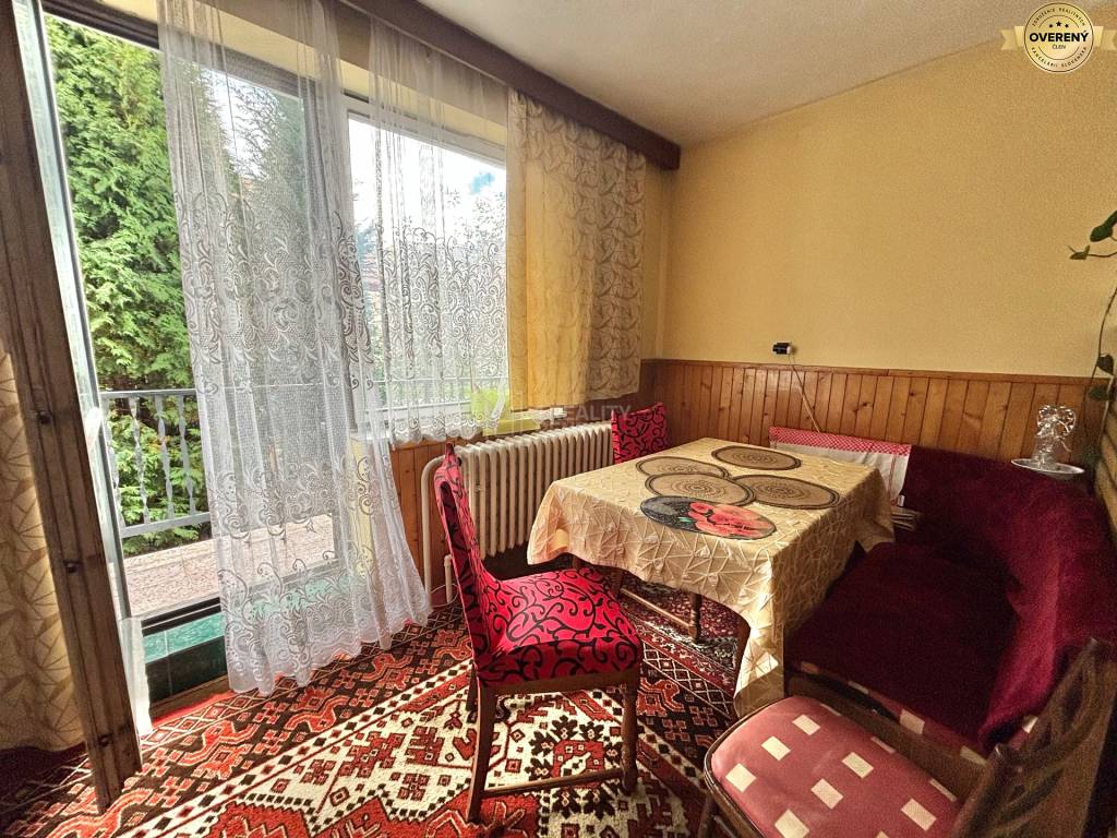 Predaj priestranného rodinného domu v centre Olešnej (MO)