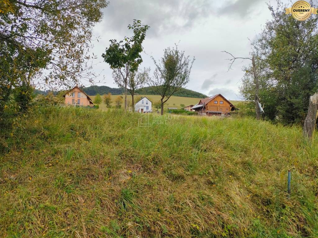 Predaj: Pozemok na stavbu RD v Zbyňove 1748m2 (992m2+756m2) MO