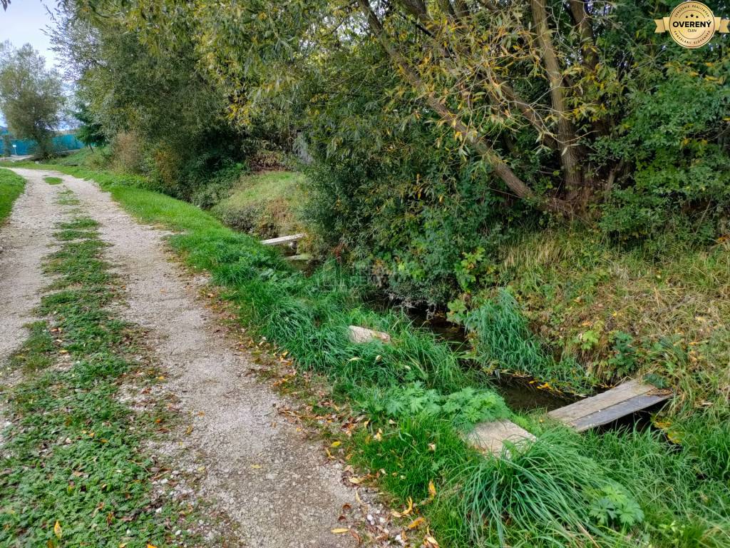 Predaj: Pozemok na stavbu RD v Zbyňove 1748m2 (992m2+756m2) MO