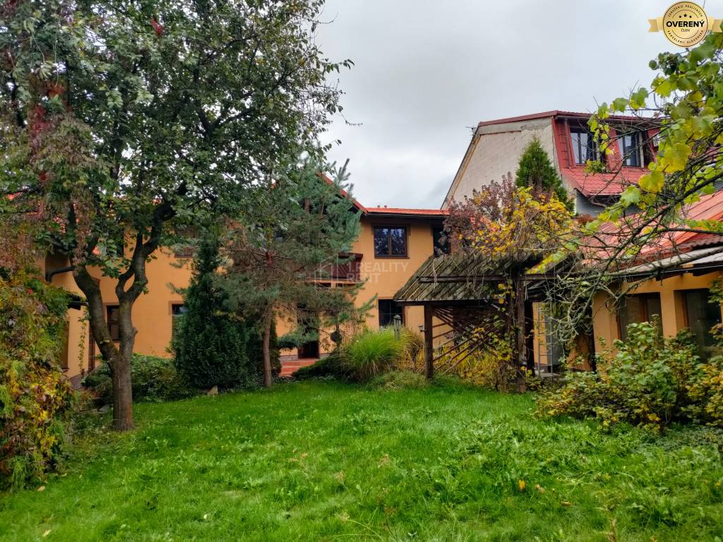 Predaj: Výnimočný dom na bývanie aj podnikanie v KNM (MO)