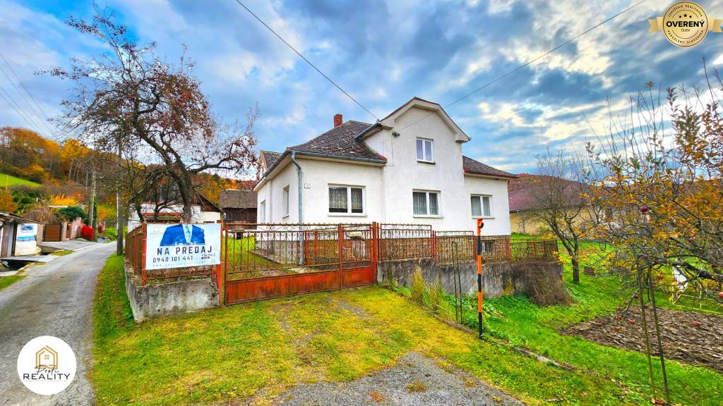 REZERVOVANÝ - Rodinný dom v Bajerove - Váš nový domov v srdci prírody