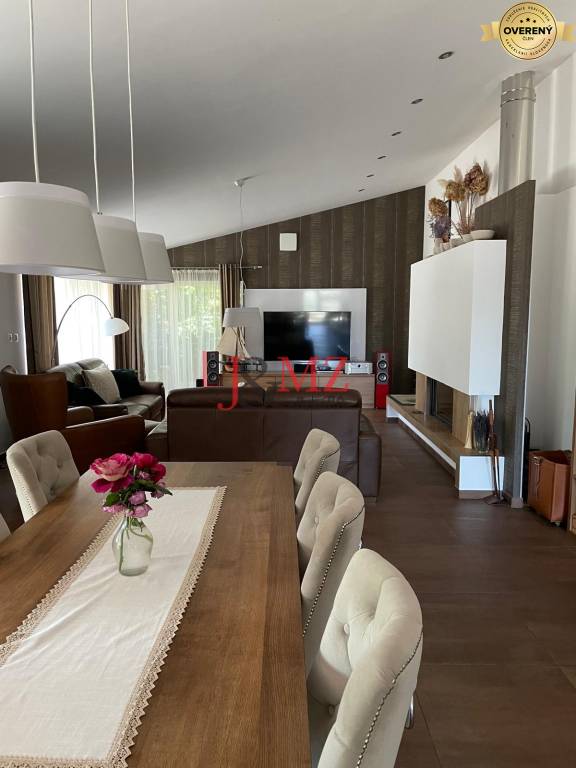 Predaj Rodinný dom Rodinný dom-Predaj-Dolná Seč-330000.00 €